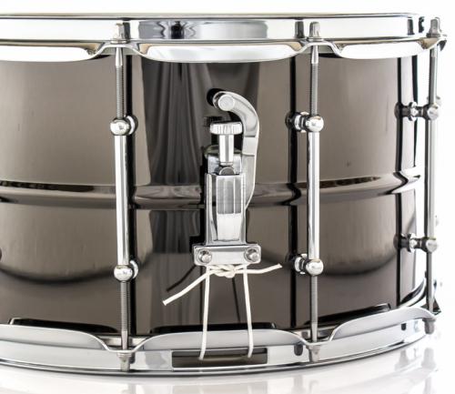 Caixa Ludwig Black Magic Brass Shell 14x8