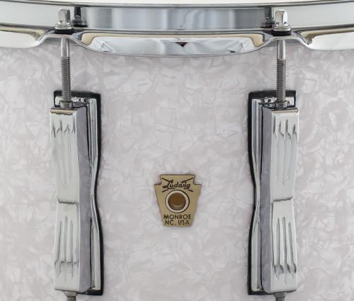 Caixa Ludwig Classic Maple White Marine Pearl 14x8