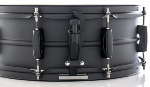 Caixa Tama Metalworks Matte Black Steel Shell 14x5,5