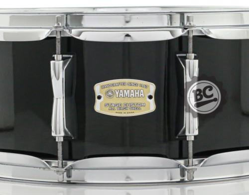 Caixa Yamaha Stage Custom Raven Black Lacquer 14x5,5