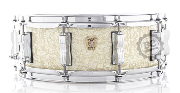 Caixa Ludwig Classic Maple Vintage White