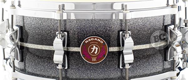 Caixa Nagano Custom BR Black Silver Burst Birch 14x6