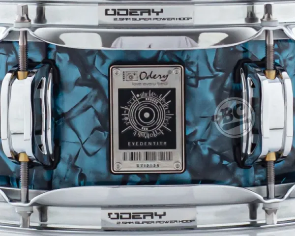 Caixa Odery New Eyedentity Maple The Blue Cave 10x4.5