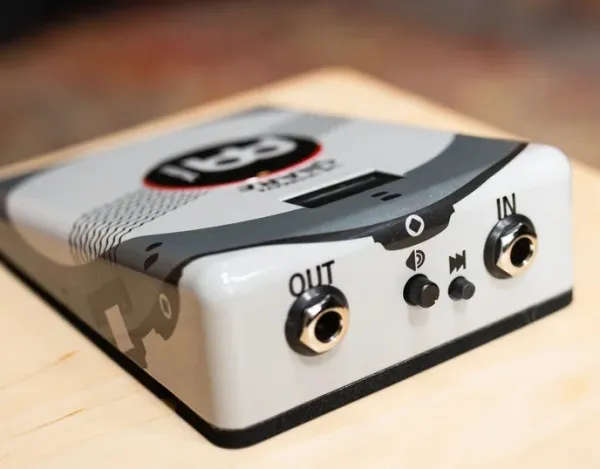 Stomp Box Pedal com sons de caixa Meinl Percussion The Ultimate