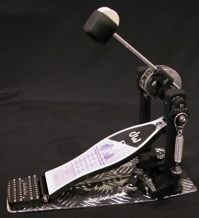 Pedal Simples DW 8000 Ultra Heavy DWCP8000 com Bag