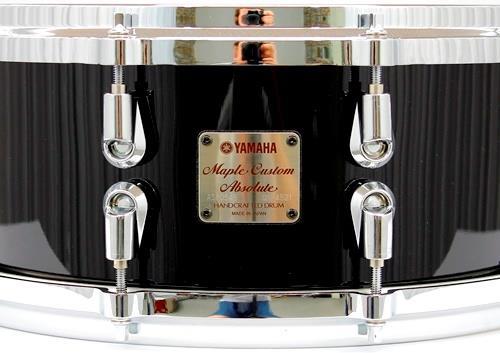 【本物保証】 Yamaha Caixa Maple 14x6 Black Piano Absolute Custom パーカッション・打楽器