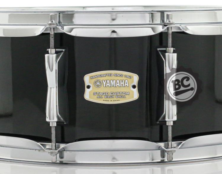Caixa Yamaha Stage Custom Raven Black Lacquer 14x5,5